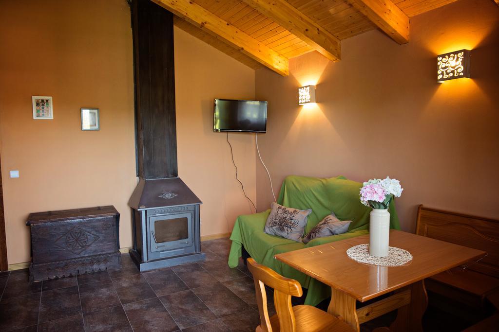 Apartamentos Turisticos Las Carballedas Rabanal del Camino Buitenkant foto