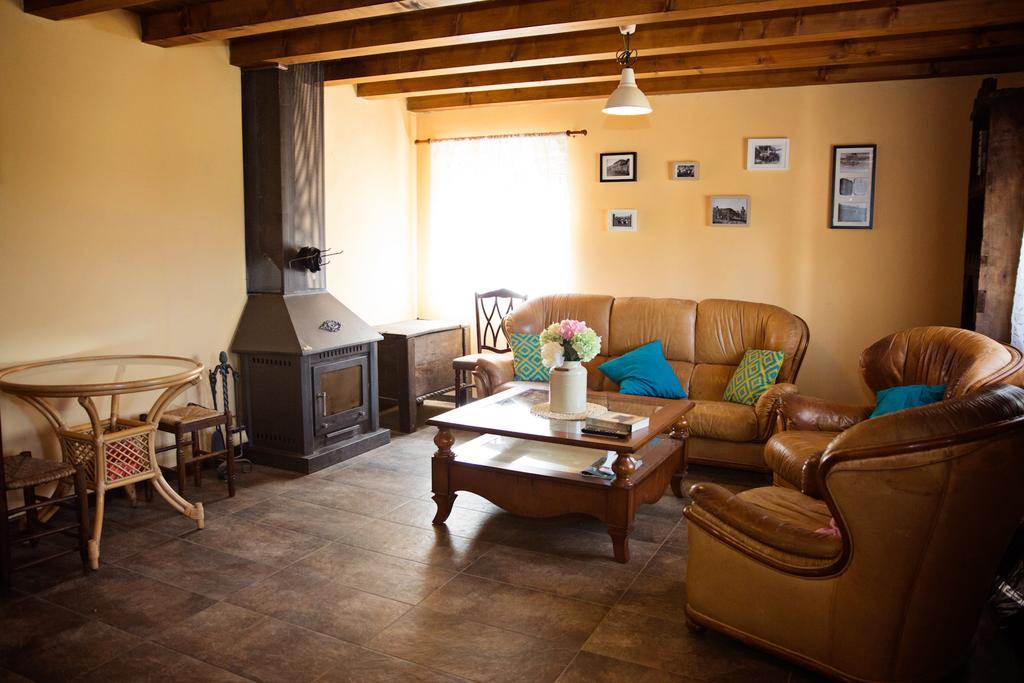 Apartamentos Turisticos Las Carballedas Rabanal del Camino Buitenkant foto